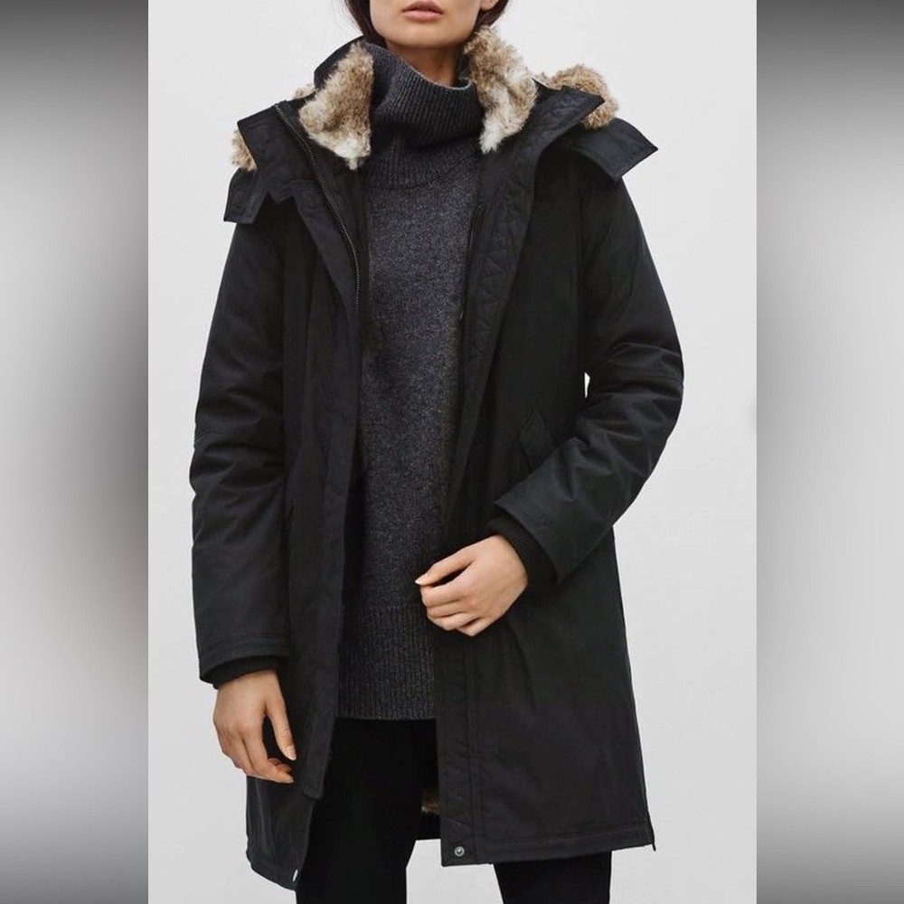 Aritzia Babaton Oskar parka black furry winter‎ coat water and windproof XS